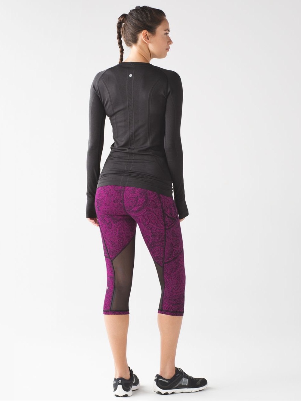 Lululemon Outrun 17" Crop Antique Paisley Deep Fuchsia - Size 2